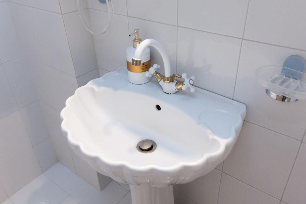 Classical Beauty 3Bd Apt In Peacefull Nea Filothei أثينا المظهر الخارجي الصورة